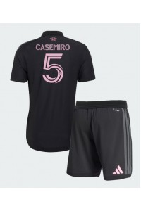 Inter Miami Casemiro #5 Jalkapallovaatteet Lasten Vieraspeliasu 2026-27 Lyhythihainen (+ Lyhyet housut)